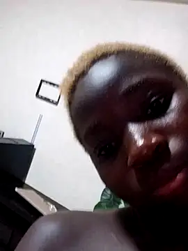 Snapshot of JemaimaPrincess chatting on February 2025 03:46:02 AM JemaimaPrincess online show from February 2025 03:46:02 AM