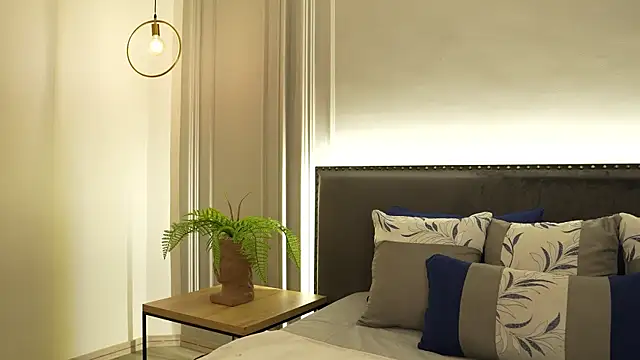 IrisBaker online show from February 2026 10:14:02 PM