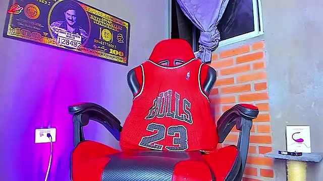 smoker445 online show from October 2025 10:50:02 PM