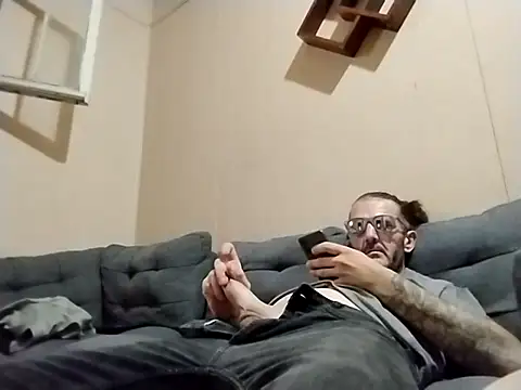 Snapshot of mebmeb24 chatting on October 2025 01:52:01 PM mebmeb24 online show from October 2025 01:52:01 PM