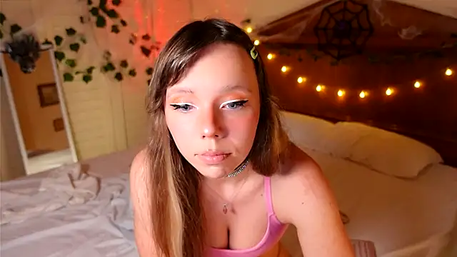 Ayra Lust online show from October 2025 10:26:02 PM