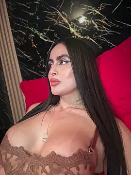 Snapshot of Alexandra_duque chatting on April 2026 09:05:01 PM Alexandra duque online show from April 2026 09:05:01 PM