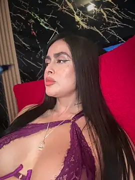 Snapshot of Alexandra_duque chatting on May 2026 09:20:01 PM Alexandra duque online show from May 2026 09:20:01 PM