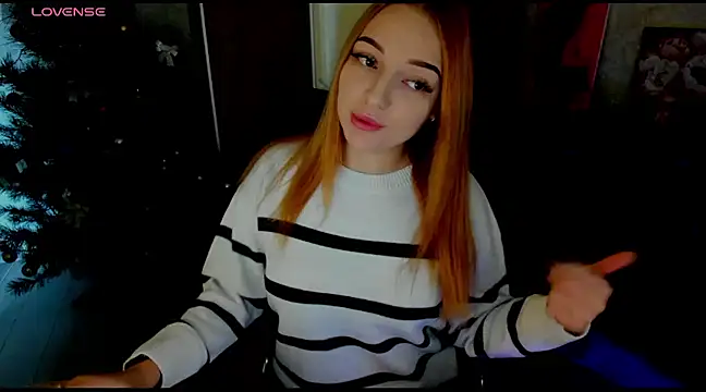 Snapshot of Stella__Cox chatting on December 2024 06:24:02 AM Stella Cox online show from December 2024 06:24:02 AM