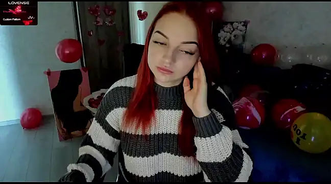 Snapshot of Stella__Cox chatting on February 2025 06:21:01 AM Stella Cox online show from February 2025 06:21:01 AM