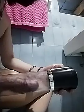 Snapshot of Efhesa6x chatting on September 2025 11:05:02 PM Efhesa6x online show from September 2025 11:05:02 PM