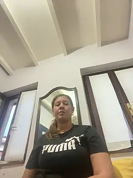 andreinitahg online show from January 2025 05:05:01 PM