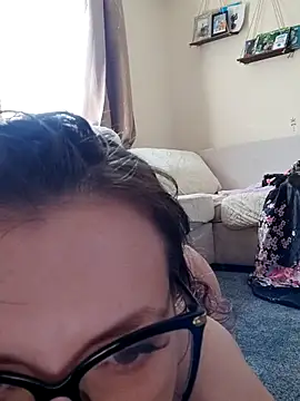 Milky flexy cat online show from March 2025 03:19:01 PM