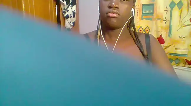 pretty almah online show from December 2024 05:17:02 PM