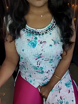 Snapshot of Tanvi-patil chatting on February 2025 07:23:01 AM Tanvi-patil online show from February 2025 07:23:01 AM