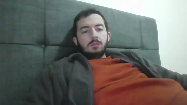 laynufff online show from December 2024 04:29:02 AM