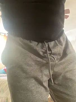 FumesClouds online show from January 2025 10:24:01 PM