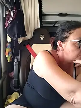 Snapshot of cuplubijoanna chatting on October 2025 12:19:02 PM cuplubijoanna online show from October 2025 12:19:02 PM