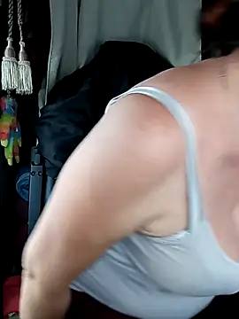 Snapshot of cuplubijoanna chatting on November 2025 07:40:01 AM cuplubijoanna online show from November 2025 07:40:01 AM