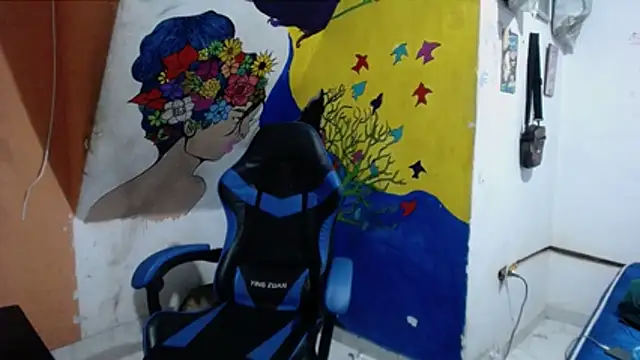 yohatinelly07 online show from October 2025 04:04:01 AM