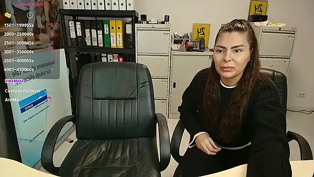 Snapshot of TiffanySweet chatting on January 2025 01:21:01 PM TiffanySweet online show from January 2025 01:21:01 PM