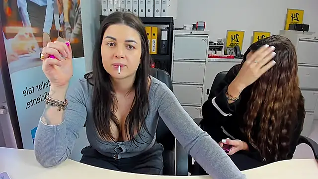 Snapshot of TiffanySweet chatting on February 2025 03:08:02 PM TiffanySweet online show from February 2025 03:08:02 PM