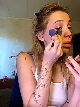 meanexx online show from October 2025 05:18:01 AM