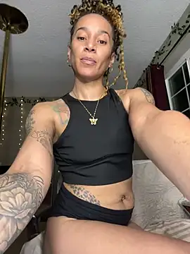 Shuggabutt online show from February 2026 02:01:02 PM