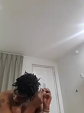 Snapshot of gaimov3r2024 chatting on February 2025 04:20:01 AM gaimov3r2024 online show from February 2025 04:20:01 AM