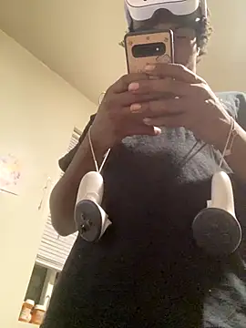 Snapshot of gaimov3r2024 chatting on December 2025 04:29:02 AM gaimov3r2024 online show from December 2025 04:29:02 AM