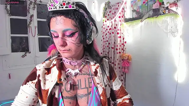 Snapshot of lady_sontse_ chatting on December 2025 10:49:01 PM lady sontse online show from December 2025 10:49:01 PM