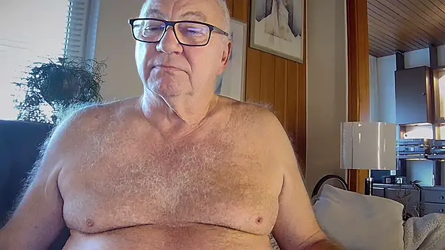 Snapshot of biggandybig chatting on November 2025 12:44:02 PM biggandybig online show from November 2025 12:44:02 PM