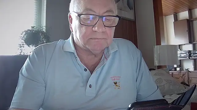 Snapshot of biggandybig chatting on November 2025 01:28:01 PM biggandybig online show from November 2025 01:28:01 PM