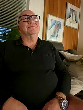 Snapshot of biggandybig chatting on November 2025 07:35:01 PM biggandybig online show from November 2025 07:35:01 PM