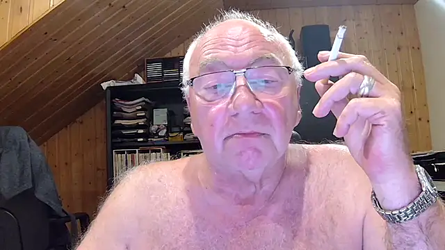 Snapshot of biggandybig chatting on May 2026 10:17:02 PM biggandybig online show from May 2026 10:17:02 PM