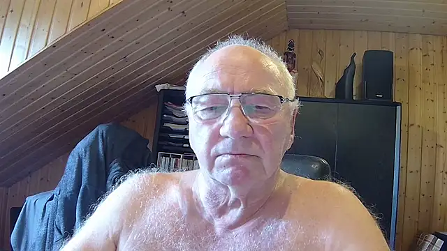 Snapshot of biggandybig chatting on May 2026 01:05:02 PM biggandybig online show from May 2026 01:05:02 PM
