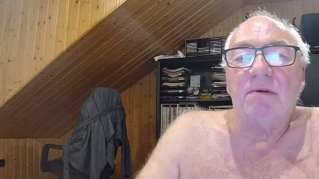 Snapshot of biggandybig chatting on May 2026 08:38:02 PM biggandybig online show from May 2026 08:38:02 PM