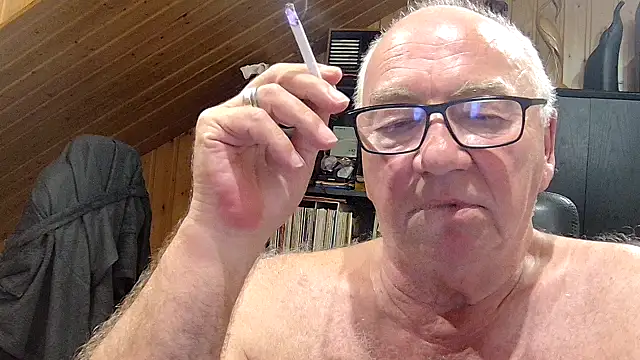 Snapshot of biggandybig chatting on May 2026 09:05:02 PM biggandybig online show from May 2026 09:05:02 PM