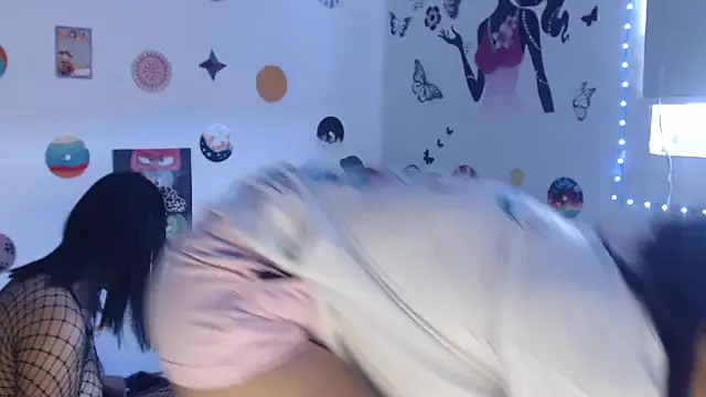 Yaumiko online show from January 2025 07:43:01 PM