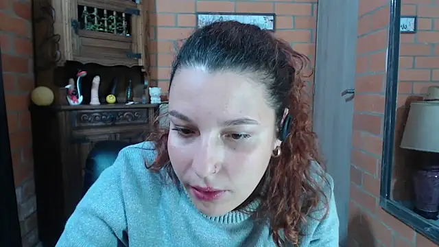 Snapshot of alexia_87 chatting on November 2025 02:45:02 AM alexia 87 online show from November 2025 02:45:02 AM