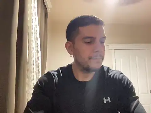 Snapshot of Molly1993rrrrrrrf chatting on October 2025 03:17:01 AM Molly1993rrrrrrrf online show from October 2025 03:17:01 AM