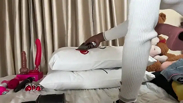 Snapshot of SexyAudreyFuck chatting on November 2025 11:47:01 PM SexyAudreyFuck online show from November 2025 11:47:01 PM