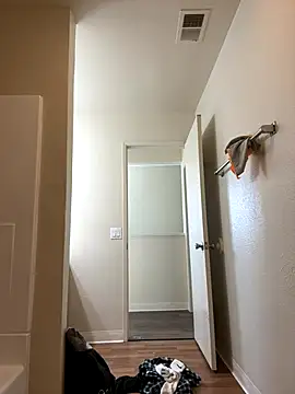 Chuckie 999 online show from November 2025 07:38:02 PM