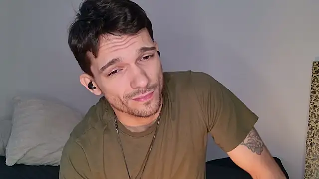 JackDesFeux online show from September 2025 05:45:01 PM