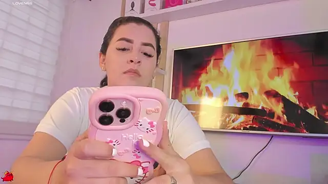 Snapshot of susanjons_tcw chatting on January 2026 09:09:02 PM susanjons tcw online show from January 2026 09:09:02 PM