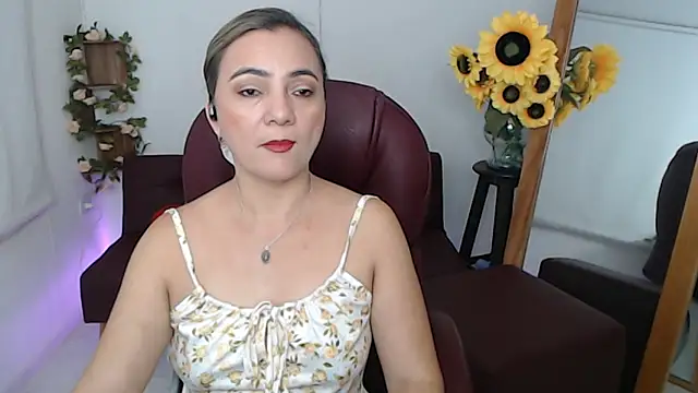 Snapshot of ana_milf chatting on June 2026 02:58:01 PM ana milf online show from June 2026 02:58:01 PM