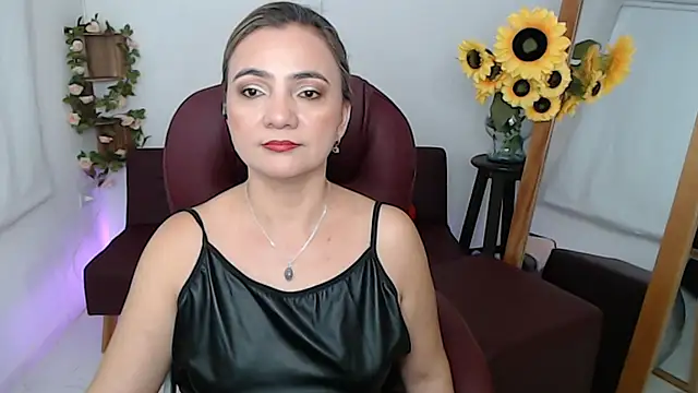 Snapshot of ana_milf chatting on June 2026 03:17:02 PM ana milf online show from June 2026 03:17:02 PM
