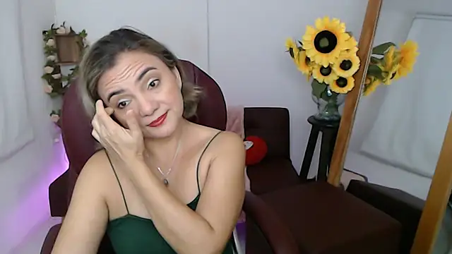 Snapshot of ana_milf chatting on July 2026 12:41:02 PM ana milf online show from July 2026 12:41:02 PM