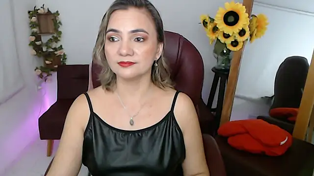 Snapshot of ana_milf chatting on July 2026 01:48:01 PM ana milf online show from July 2026 01:48:01 PM