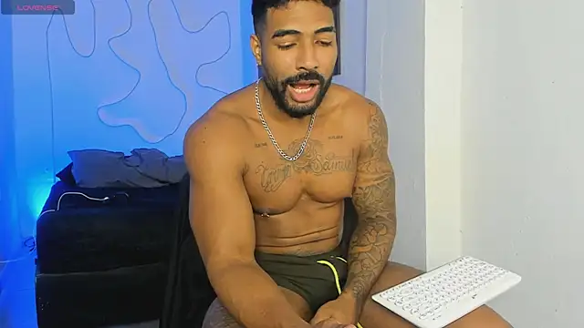 Xander Str0ng online show from November 2025 12:28:02 PM