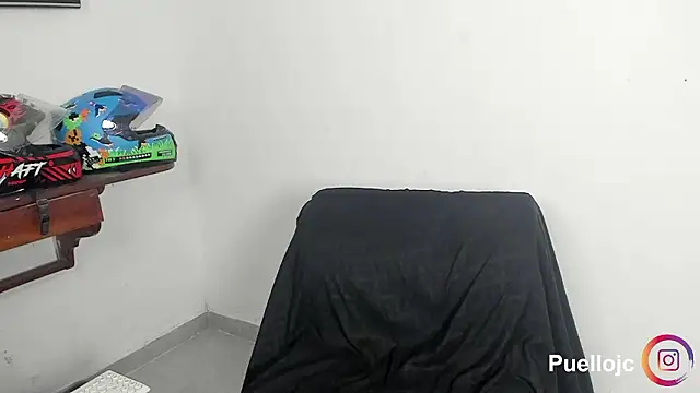 Snapshot of Xander_Str0ng chatting on February 2026 11:42:02 AM Xander Str0ng online show from February 2026 11:42:02 AM