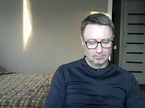 Snapshot of HarrySnake chatting on December 2024 11:07:02 AM HarrySnake online show from December 2024 11:07:02 AM