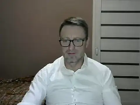 Snapshot of HarrySnake chatting on December 2024 05:43:01 PM HarrySnake online show from December 2024 05:43:01 PM