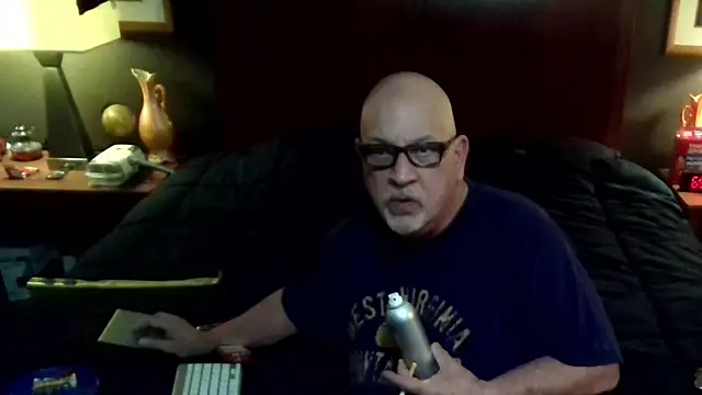 --JimmyJamzs-- online show from December 2025 12:01:02 PM