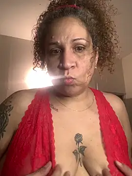 Snapshot of ladycreamypr2 chatting on February 2026 04:06:01 AM ladycreamypr2 online show from February 2026 04:06:01 AM